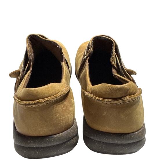 Brand New Clarks Women's Size 7.5 Dark Tan Brown Clogs Booties Boots - Picture 3 of 10